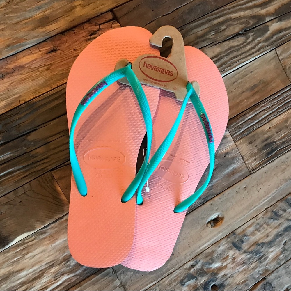 NWT Havaianas Sandals